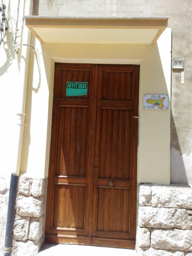 B&B Notti Sikane 恩佩多克莱港 外观 照片